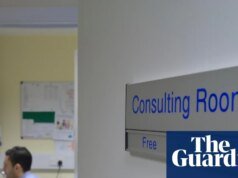 Los pacientes con hipermovilidad en el Reino Unido esperan hasta 21 años para ser diagnosticados, sugiere un estudio