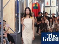 De abrigos color camel a guochows: Max Mara corteja a los consumidores de marcas de lujo chinas | Max murió