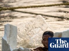 La mitad de los niños del mundo enfrentan al menos tres riesgos climáticos, dice UNICEF Crisis climática