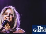 Bonnie Tyler ya salió del coma pero permanece en cuidados intensivos en Portugal