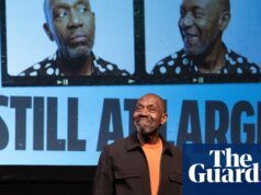 Lenny Henry dice que el racismo “todavía es grande” en el Reino Unido mientras se embarca en una gira de regreso Lenny Henry