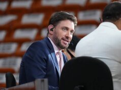 Mike Greenberg de ESPN critica a los fanáticos de los Knicks por arrojar huevos a Wembaniama