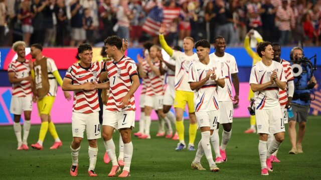 USMNT-victory-celebration.jpeg