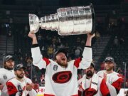 Andrei Svechnikov ha reflexionado sobre la angustia de los playoffs durante años antes de ganar la Copa Stanley
