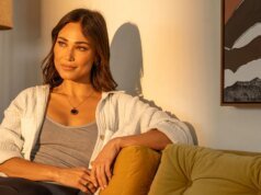Este nuevo collar inteligente con detección de rayos UV tiene como objetivo protegerte del daño solar