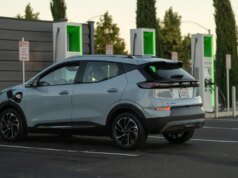 Electrify America transfiere pagos directos con tarjeta desde cuentas prepagas