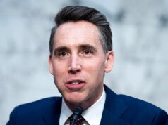 Josh Hawley dice que la MLB admite que se equivocó después de la controversia del versículo bíblico de los Gigantes