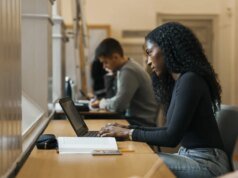 Cómo hacer que tu currículum sea irresistible para la IA