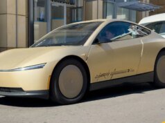 Las especificaciones del Tesla CyberCab revelan un peso más ligero y una mayor autonomía