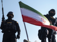 Los iraníes dicen que el acuerdo de Trump con la República Islámica puede permitir que el régimen sobreviva