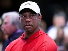 Primera aparición oficial de Tiger Woods desde su arresto por DUI en la rueda de prensa del PGA Tour