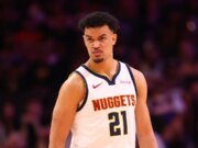 Por qué los Nuggets probablemente dejarán que Spencer Jones firme con el Thunder