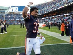 Dennis Allen no le dará al novato de los Bears, Malik Muhammad, la primera opción en el puesto