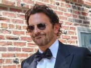 La mejor amiga de Taylor Swift, Gigi Hadid, de 31 años, comparte una mirada de amor con Bradley Cooper, de 51 años, mientras se dirigen a la boda.