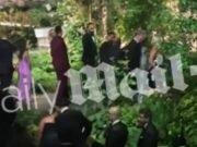 Imágenes filtradas muestran un primer vistazo sorprendente al interior de la boda de Taylor Swift y Travis Kelce: vea el pasillo nupcial, el altar y los toques personales de la pareja mientras las celebridades desaparecen a través de las ‘puertas mágicas’ del castillo de MSG