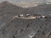 Se ha confirmado que un hombre y tres británicos, uno de 93 años, se encuentran entre las 13 muertes por incendios forestales en España, la mitad de los cuales aún no han sido identificados.
