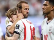 El Príncipe William ha dicho a los Tres Leones que “mantengan la cabeza en alto” después de su derrota en el Mundial ante Argentina.