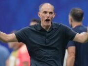 Thomas Tuchel permanecerá como entrenador de Inglaterra mientras la FA está bajo fuego manteniendo plena confianza en el alemán, a pesar de la eliminación de Argentina de la Copa del Mundo.