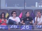 David y Victoria Beckham con sus hijos Romeo y Cruz y sus novias Kim Turnbull y Jackie Apostel llegan a la final del Mundial