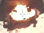 Irán se jacta de haber destruido el centro de datos de Amazon en Bahrein después de declarar una guerra total con Estados Unidos, mientras Trump revela el ataque en la décima noche.