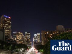 Las autoridades arrestaron a 10 personas acusadas de ayudar al tráfico sexual en Los Ángeles Los Ángeles