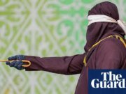 Joven pareja indonesia azotada públicamente tras besarse en TikTok Indonesia