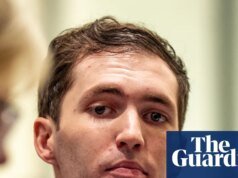 El sospechoso del asesinato de Charlie Kirk dice “desearía no haberlo hecho”, su compañero de cuarto testifica sobre el tiroteo de Charlie Kirk