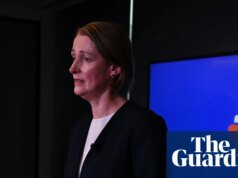 El personal de Telstra desconoce el riesgo de una interrupción masiva a medida que la falla del software “se extiende lentamente por la red” | Telstra