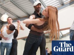 Tomar clases de salsa puede mejorar la salud mental, sugiere una investigación de Oxford
