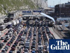 Se teme caos en la frontera de la UE en el cruce de Dover durante el fin de semana de mayor actividad del verano Transporte por carretera