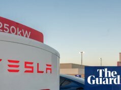 Las acciones de Tesla sufrieron una caída de dos dígitos en el peor día del año del fabricante de automóviles Tesla