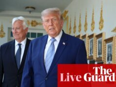 Los nuevos aranceles de Trump son ‘un impuesto a las ventas que hará la vida más difícil a los estadounidenses’, dicen los demócratas – US Politics Live | Los aranceles de Trump