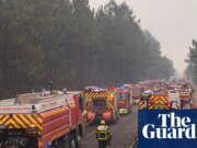 Los bomberos de Francia luchan para evitar que un gran incendio llegue al incendio de Burdeos