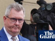 Jeffrey Donaldson apelará la condena por explotación sexual infantil en Irlanda del Norte