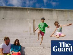 Las reservas de verano en el Reino Unido se disparan a medida que los británicos posponen las vacaciones en el extranjero por temor a viajar Viajes y ocio