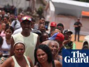 ‘Dios está castigando a los políticos’: aumenta la ira en Venezuela por la respuesta al terremoto | Venezuela