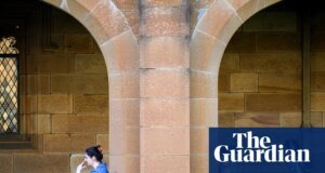 La carrera de artes costará 50.000 dólares al menos hasta 2028: se reducen las tasas universitarias en Australia