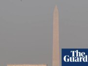 Las advertencias sobre la calidad del aire permanecen vigentes en todo Estados Unidos mientras el humo de los incendios forestales cubre el incendio del país.