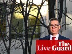 Australia Politics Live: El ministro de Industria de Defensa, Spruick, expone el despilfarro de auditorías como el “patriotismo progresista” del Partido Laborista | noticias australianas