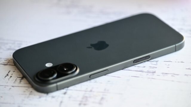 68278-143927-iPhone-17-back-xl.jpg