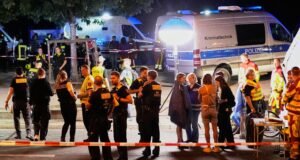 El sospechoso del ataque al orgullo gay de Berlín muere en un enfrentamiento policial después de un día de persecución