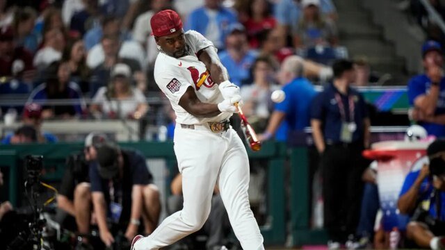 Jordan_Walker_mashes_baseball_Derby.jpg