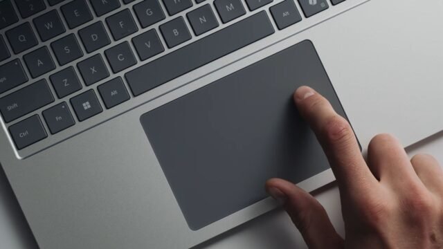 Microsoft-brings-adjustable-right-click-zone-to-Windows-11-laptop-trackpads.jpg