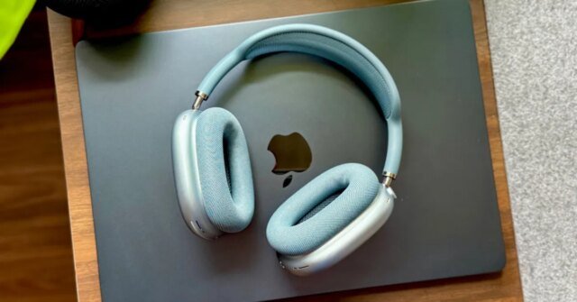 airpods-max-usbc-blue.jpg
