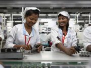 La fabricación de iPhone en India recibe un aumento de aranceles