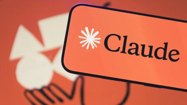 claude-ai-9831.jpg