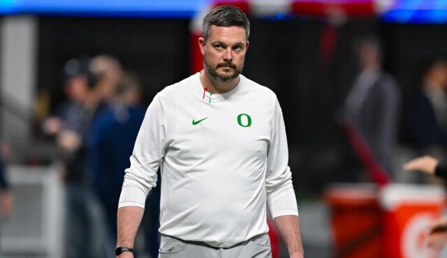 dan-lanning_oregon_geoff-schwartz_odds.jpg
