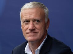 El técnico Didier Deschamps regresa con Francia al Mundial tras el funeral de su madre