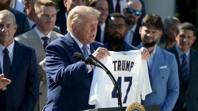 donald-trump-dodgers-jersey-rose-garden.jpg