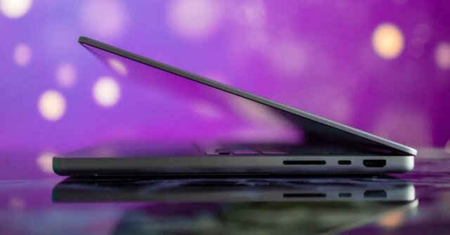 macbook-pro-side-angle-ports.jpg